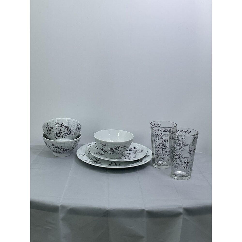 Disney Sketchbook Collection Glasses & Plates Set Featuring Mickey Mouse